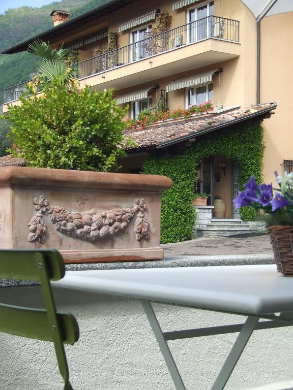 Villa Edy Apartments Tremezzina 객실 사진